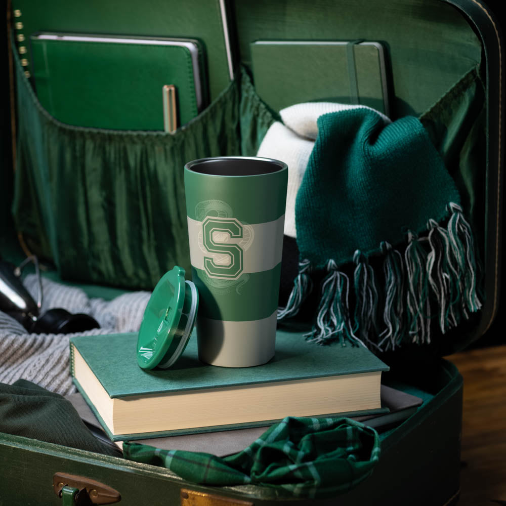 harry-potter-tumbler-c7 84ce9e4c9c5c--HarryPotter-Slytherin-4.jpg