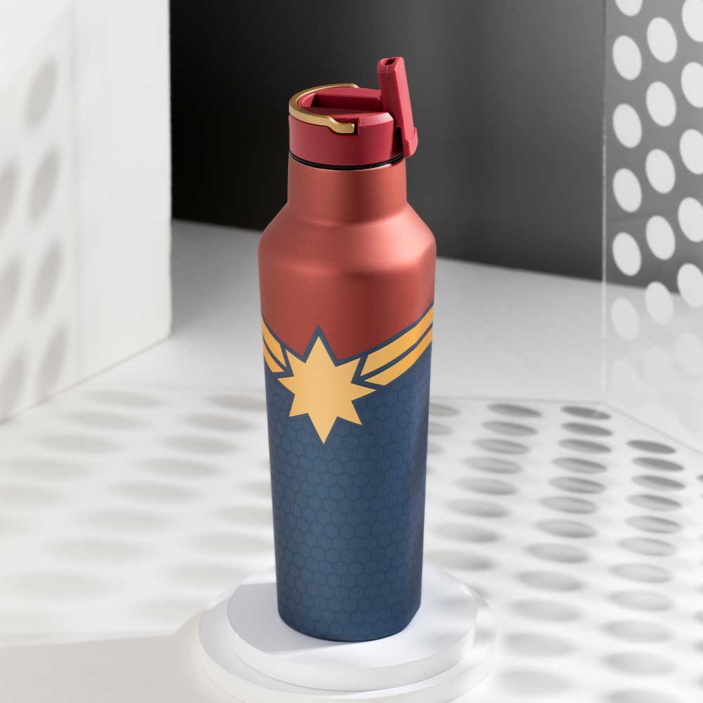 sale-marvel-sport-canteen-w3 c5b45acd9813--captain-marvel-sport-canteen-lifestyle-1.jpg